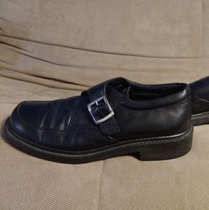 Men's leather shoes